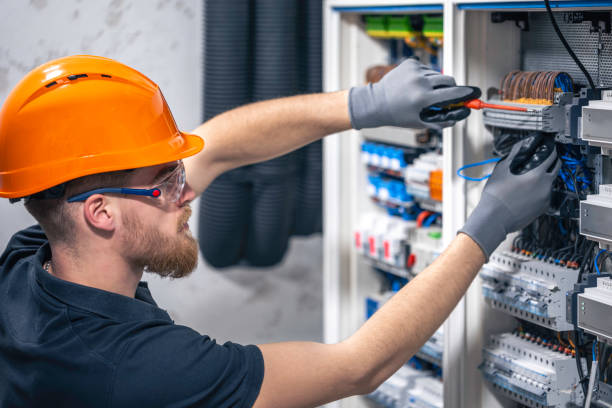 Best Emergency Electrical Repair  in Carleton, MI