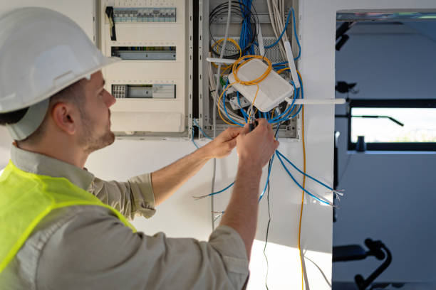 Best Emergency Electrical Repair  in Carleton, MI